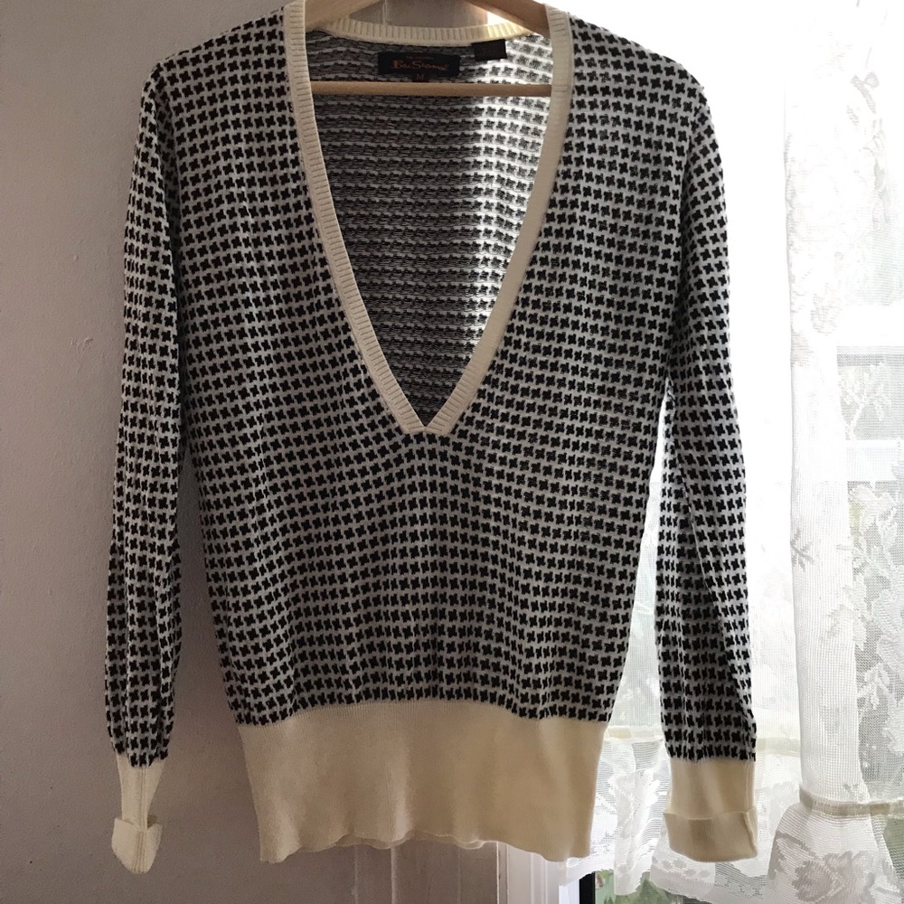 Ben Sherman V- neck sweater